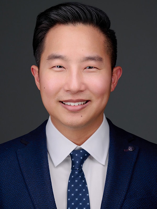 Dr Yoon Photo